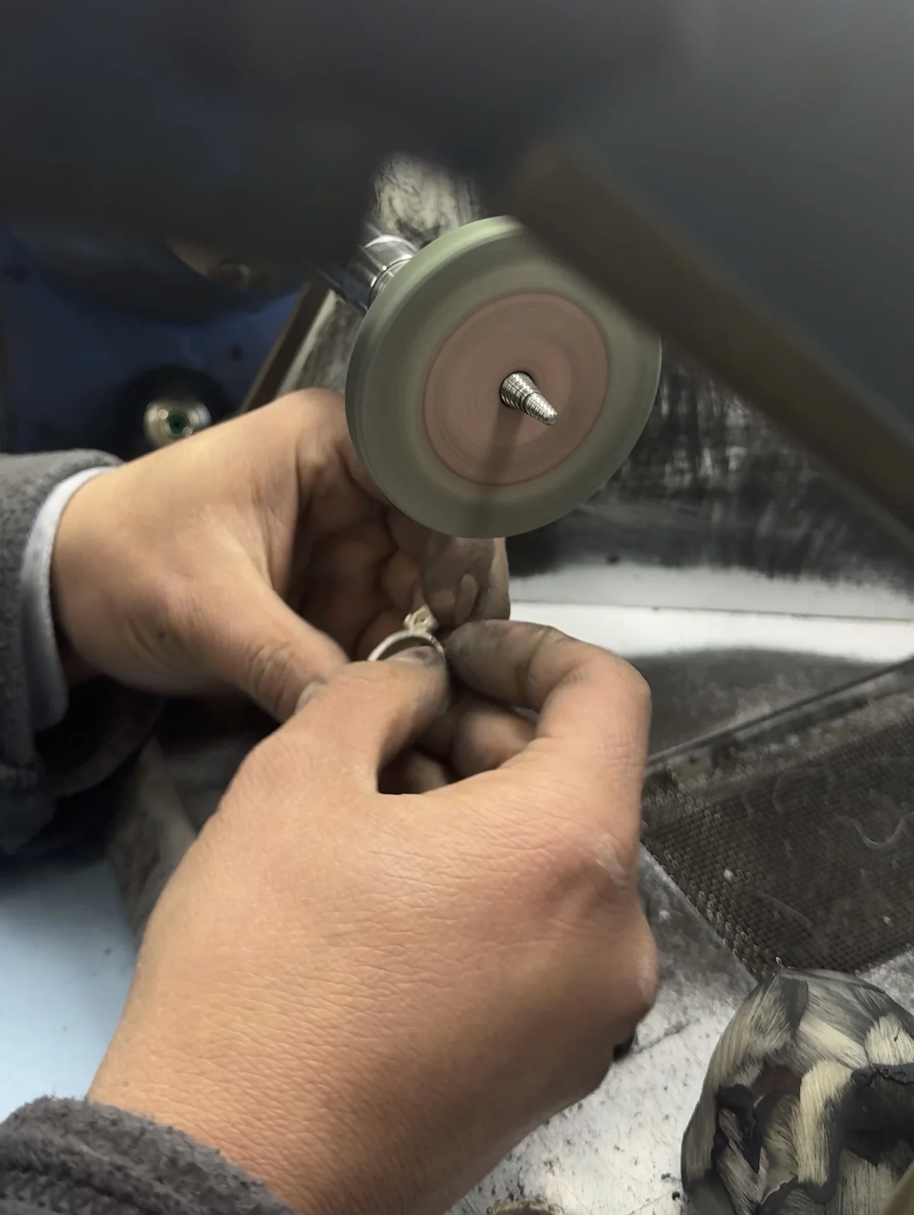 From wax to gold - casting process
